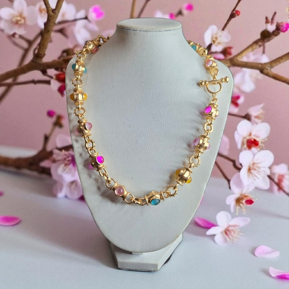 18k Matte Gold Byzantine Frosted Pastel Cabochon Toggle Necklace - Picture 3 of 4